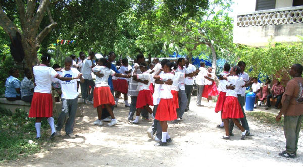 SANTO Cours de danse.jpg SANTO Cours de danse.jpg